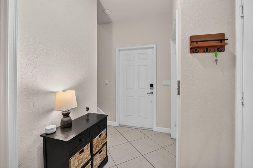 Rarely Available! Experience the best of East Boca living in - photo 10