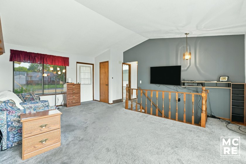 Experience the perfect blend of tranquil lakefront living and - photo 17