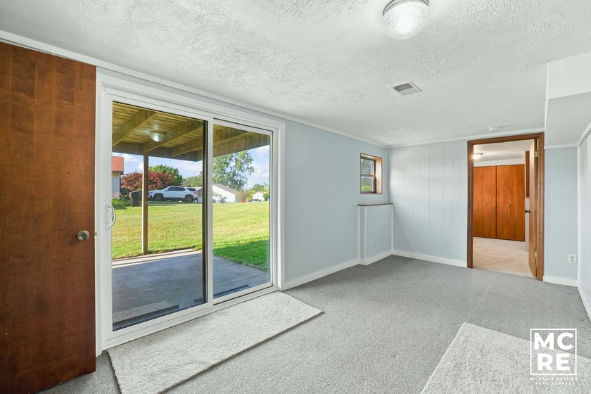 Experience the perfect blend of tranquil lakefront living and - photo 29