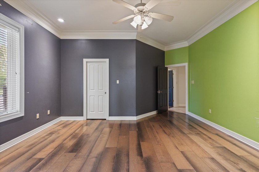 Luxury Living in Turtle Creek. Experience refined East Texas - photo 34