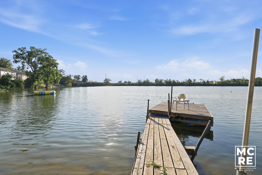 Experience the perfect blend of tranquil lakefront living and - photo 42