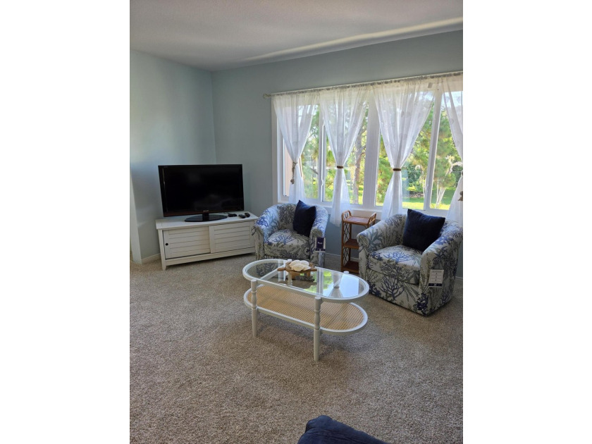 Move-In Ready * Fully Renovated * Stunning Sunset Views * - photo 14