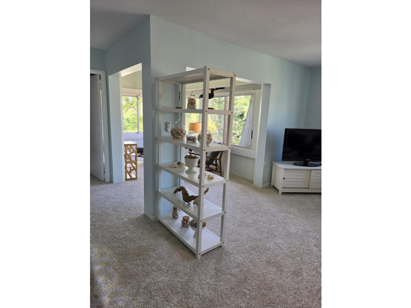 Move-In Ready * Fully Renovated * Stunning Sunset Views * - photo 15