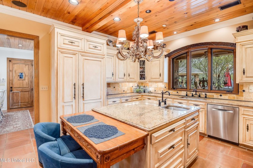 NEW LOW PRICE! PLUS $25,000 to put toward rate buy down or - photo 17