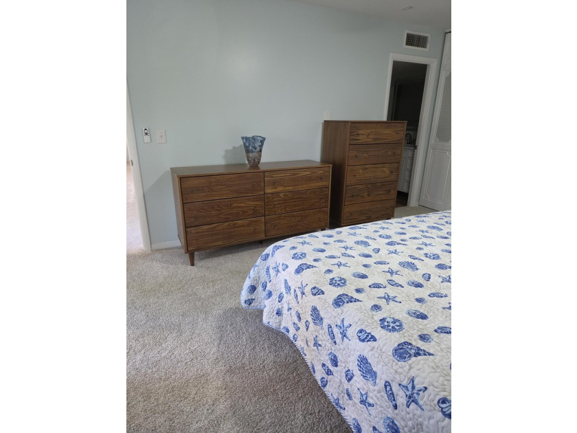 Move-In Ready * Fully Renovated * Stunning Sunset Views * - photo 19