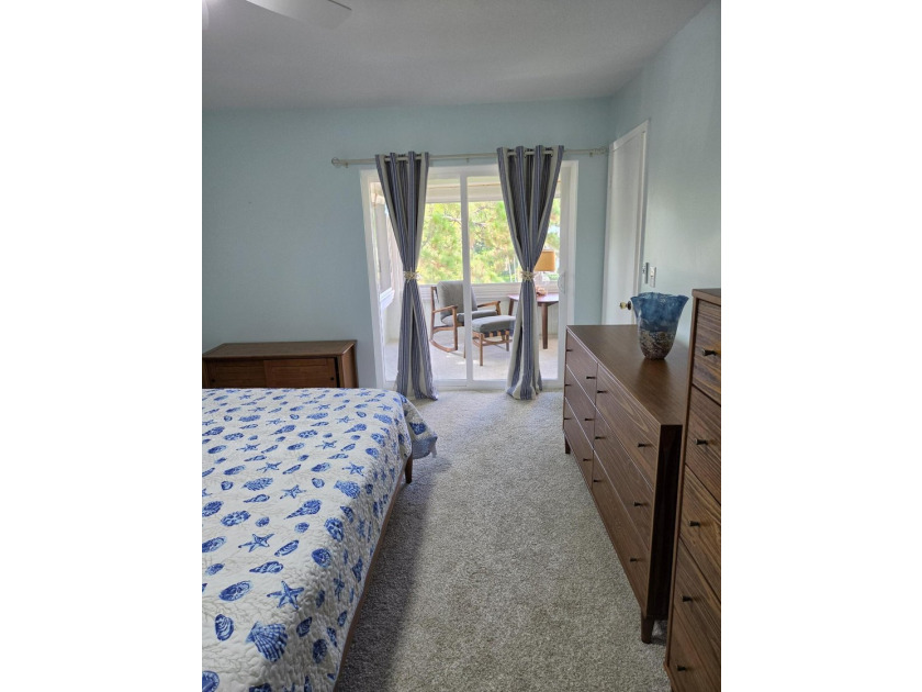 Move-In Ready * Fully Renovated * Stunning Sunset Views * - photo 20