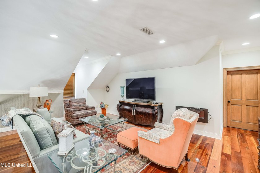 NEW LOW PRICE! PLUS $25,000 to put toward rate buy down or - photo 28