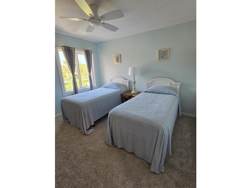 Move-In Ready * Fully Renovated * Stunning Sunset Views * - photo 29
