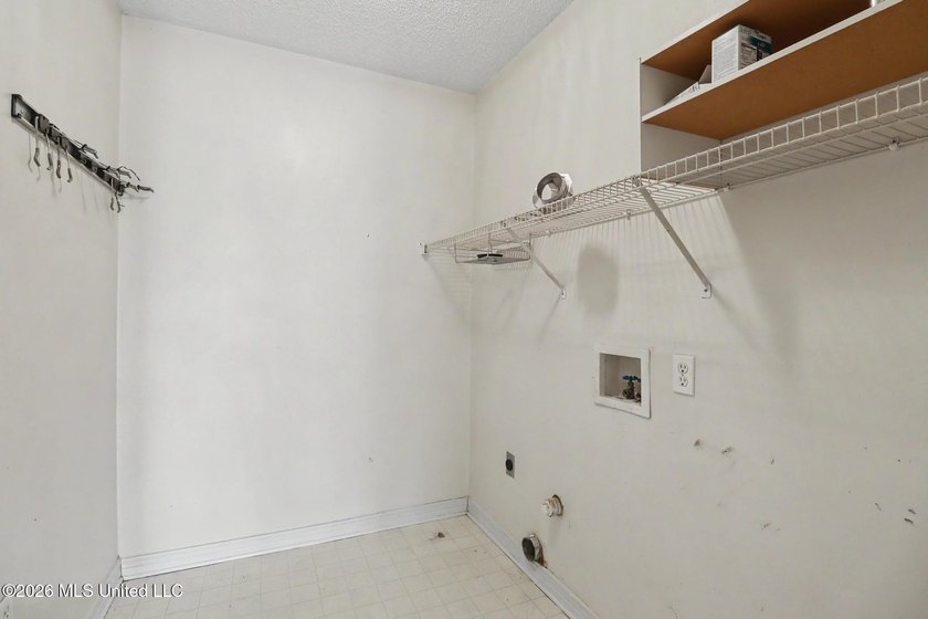Well-maintained and move-in ready, this Long Beach home offers - photo 11