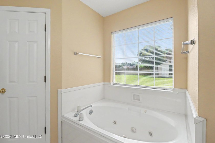 Well-maintained and move-in ready, this Long Beach home offers - photo 16