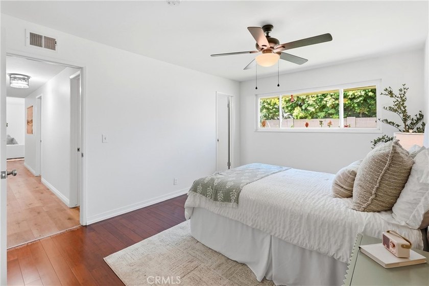 Fantastic Opportunity on a Corner Lot in Huntington Beach! - photo 18