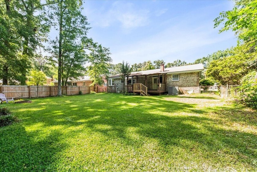 Must-See 3 Bedroom, 2 Bath Home is close to Interstate 26 - photo 31