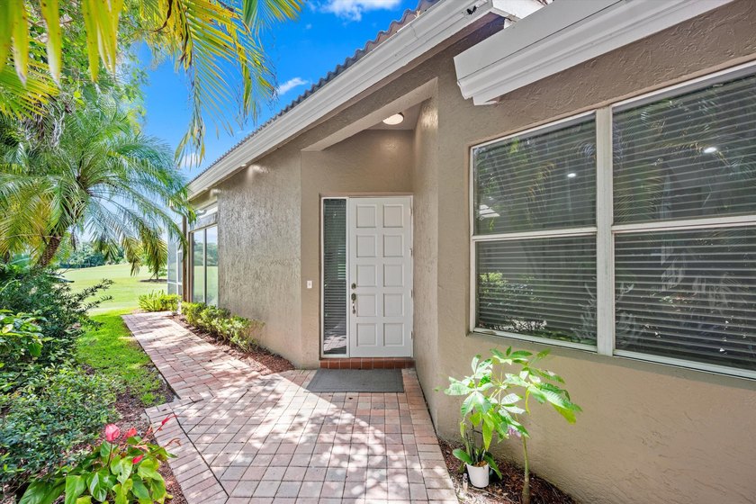 Fully renovated and move-in ready, this stunning villa offers - photo 3