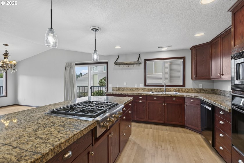 Rare single-level home in Whipple Creek II offering 1,793 sq ft - photo 11