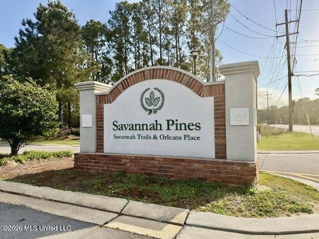 Your search is OVER! This compact home in charming &amp; convenient - photo 22