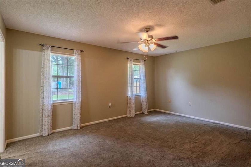 Welcome home to 133 English St, where pristine condition meets - photo 15