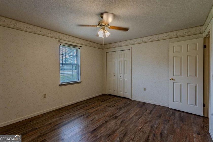 Welcome home to 133 English St, where pristine condition meets - photo 26