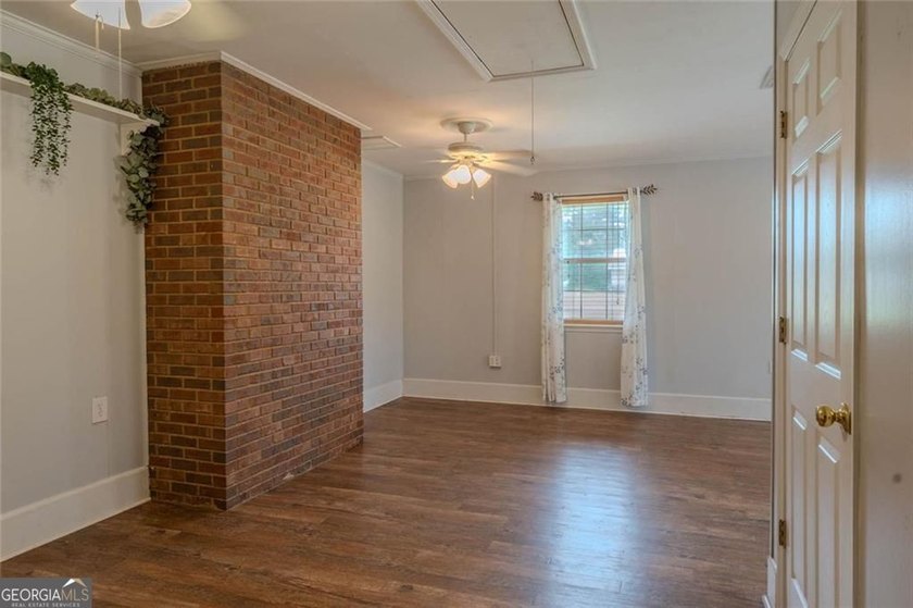 Welcome home to 133 English St, where pristine condition meets - photo 33