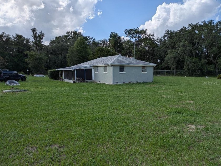 Great commercial opportunity! With almost 1000 front feet on US - photo 7