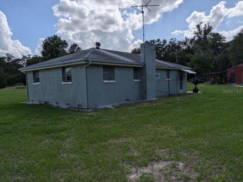 Great commercial opportunity! With almost 1000 front feet on US - photo 8