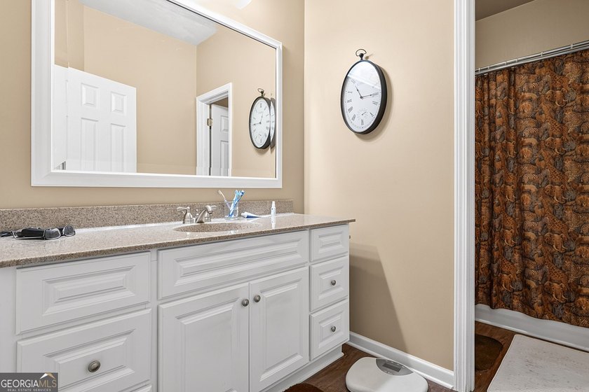 Welcome to 1847 Tribble Crest Dr, a well-maintained brick ranch - photo 22