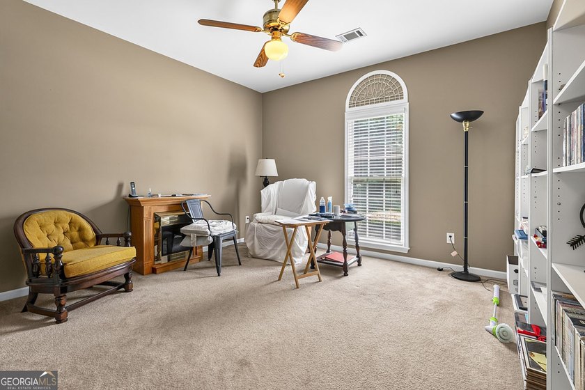Welcome to 1847 Tribble Crest Dr, a well-maintained brick ranch - photo 23