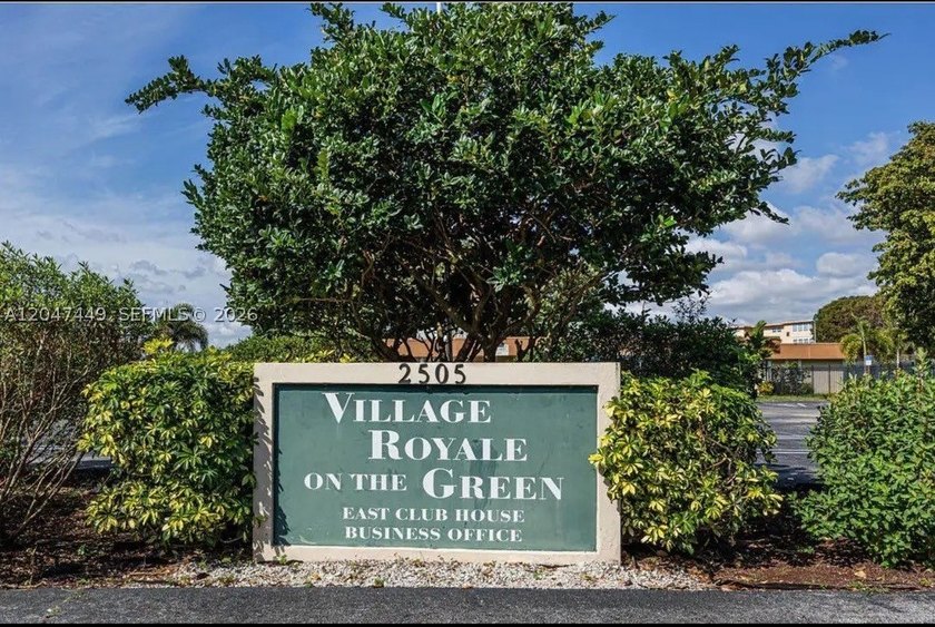 Welcome to Village Royale Forest Green a 55+ community that - photo 10
