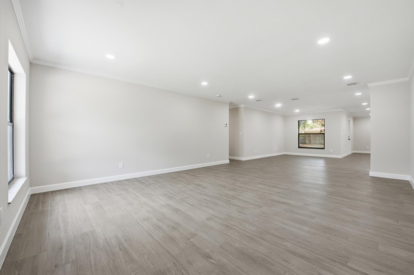 Fully remodeled 3-bedroom, 2-bath home with an attached garage - photo 7