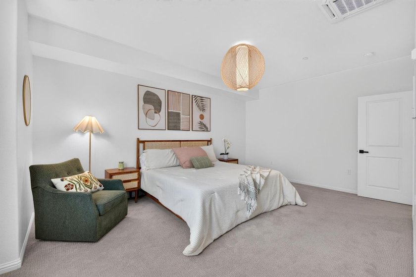 Welcome to this gorgeous 4BR, 3BA condo offering 2,500 sqft of - photo 22