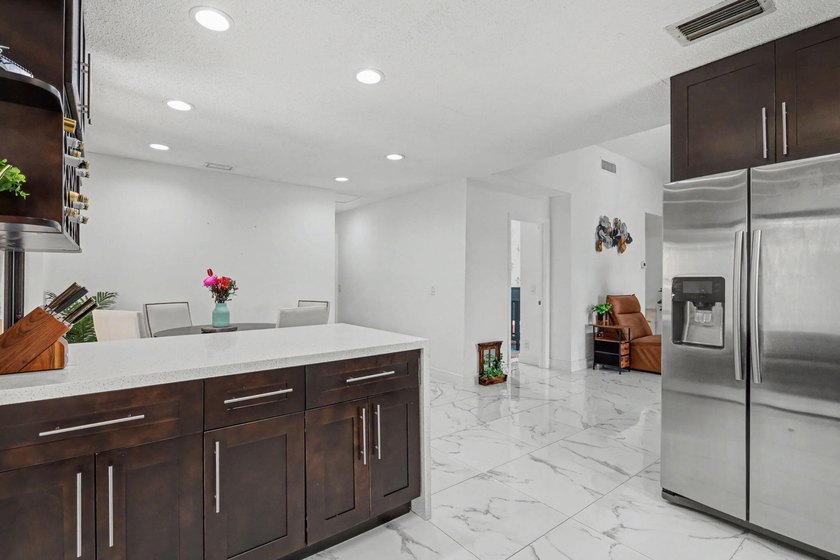 Welcome to this beautiful 3-bedroom, 2-bath residence located in - photo 12