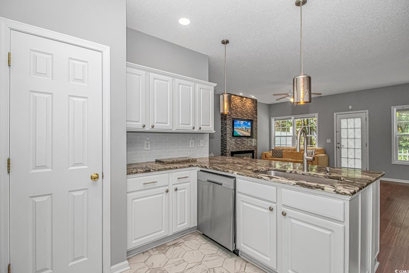 Hidden Gem in Rivergate, Waterfront Community Living in Little - photo 14