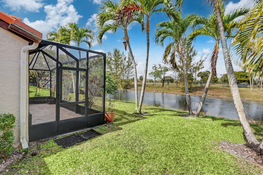 Welcome to this beautiful 3-bedroom, 2-bath residence located in - photo 15