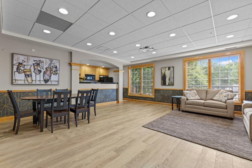 Welcome to Bayhill Condominiums, where comfort, convenience, and - photo 27