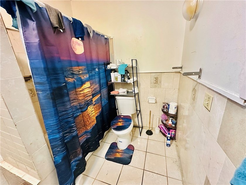 Lots of Updates! Great opportunity to own an updated home with - photo 7