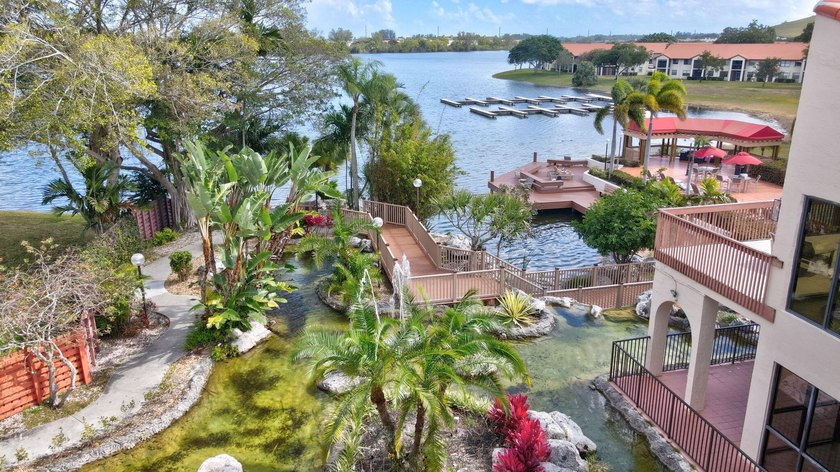 Welcome to this beautiful 3-bedroom, 2-bath residence located in - photo 41