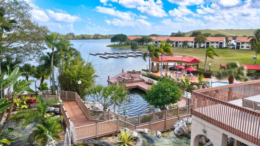 Welcome to this beautiful 3-bedroom, 2-bath residence located in - photo 42