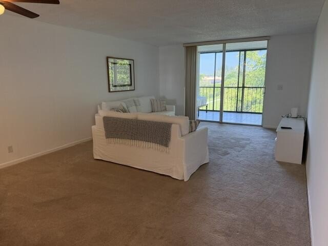 Spacious 1-bedroom, 2-bath residence featuring a massive floor - photo 7