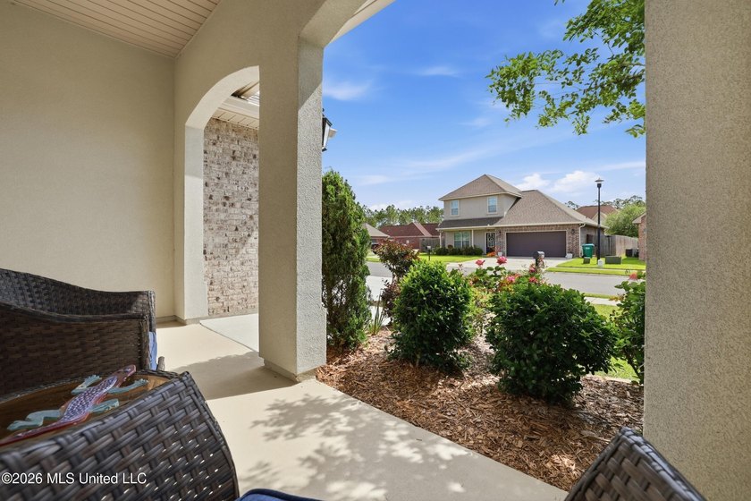 Luxury Coastal | Artistic Retreat in South Breeze Subdivision - photo 6
