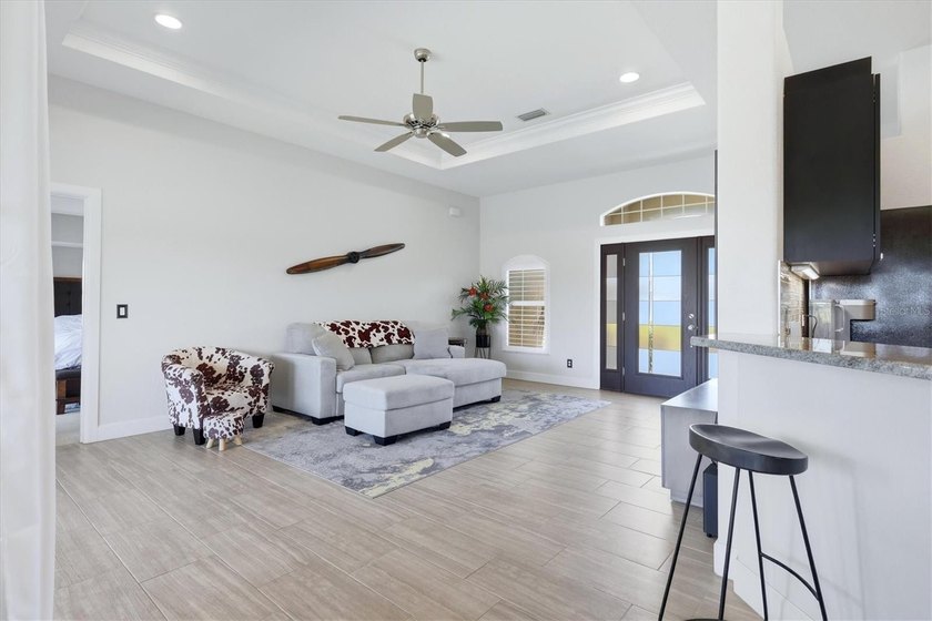 Location, lifestyle, and waterfront living come together - photo 6
