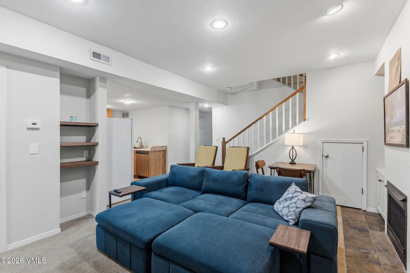 Spacious 4-bedroom, 3-bath end-unit townhome in Avon's Wildridge - photo 12