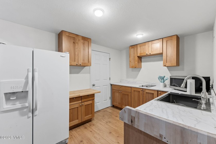 Spacious 4-bedroom, 3-bath end-unit townhome in Avon's Wildridge - photo 14