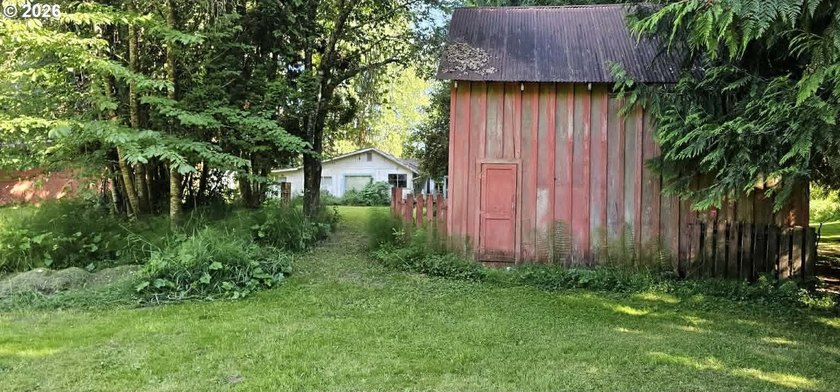 Opportunity awaits on .78 acre lot in Mist Or! ZONED CO:RC= - photo 5
