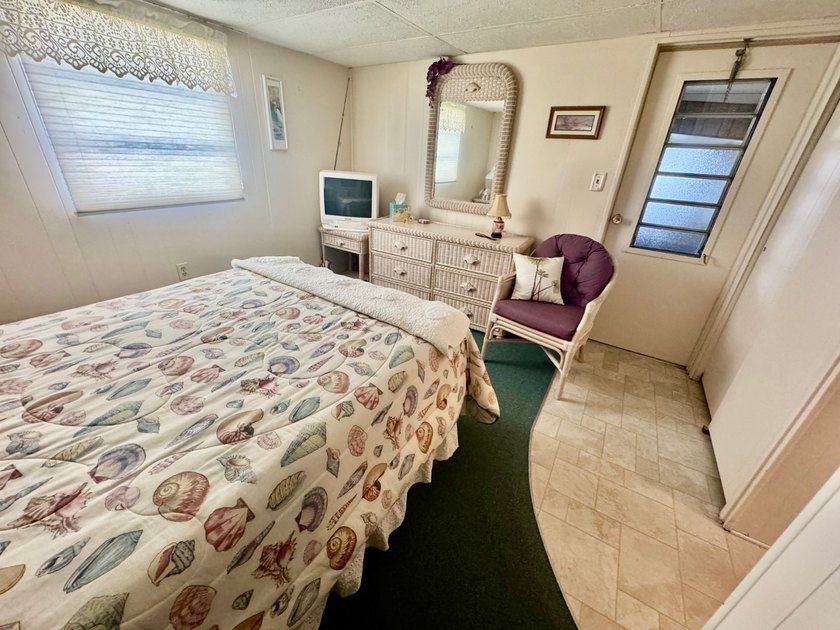 A charming mobile home is now for sale in the unique 55+ - photo 15