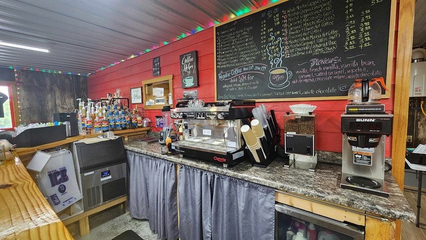 SUCCESSFUL, TURK-KEY, MULTI-FACETED business only 1 mile from - photo 16