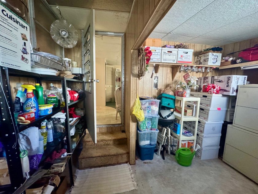 A charming mobile home is now for sale in the unique 55+ - photo 23