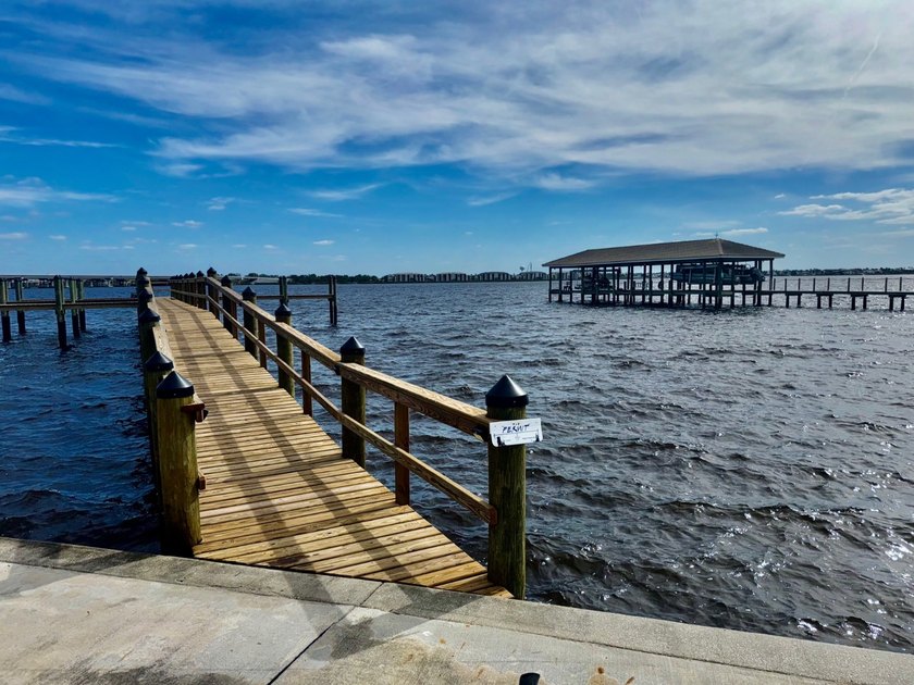 A charming mobile home is now for sale in the unique 55+ - photo 27
