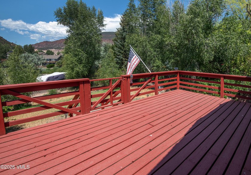 Situated on over one-third of an acre located on a quiet street - photo 32