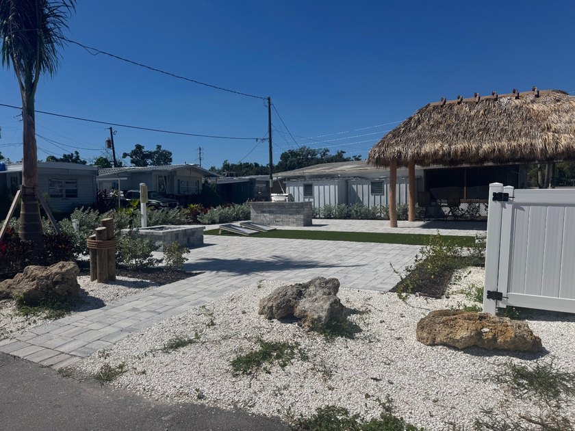 A charming mobile home is now for sale in the unique 55+ - photo 33