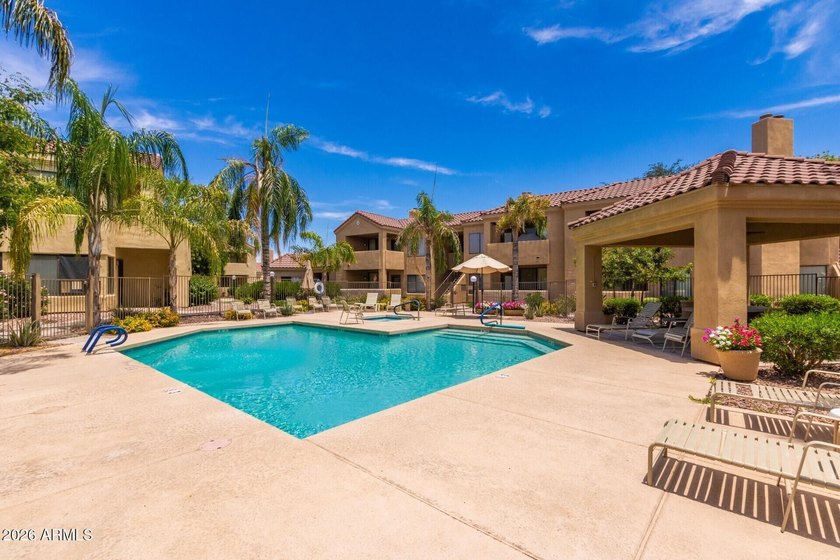 Nestled within the gated Sienna Condominiums in Scottsdale, just - photo 35