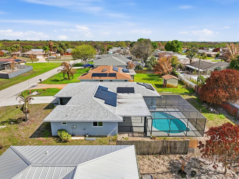 This CBS Pool Home has it All ! Centrally located with easy - photo 44